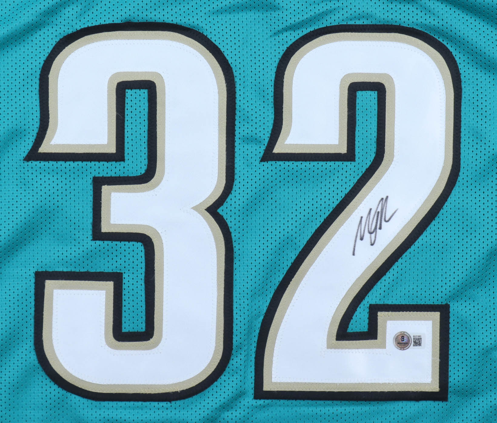 Maurice Jones-Drew Signed Jersey (Beckett) at PristineAuction.com Maurice Jones-Drew Signed Jersey (Beckett) at PristineAuction.com