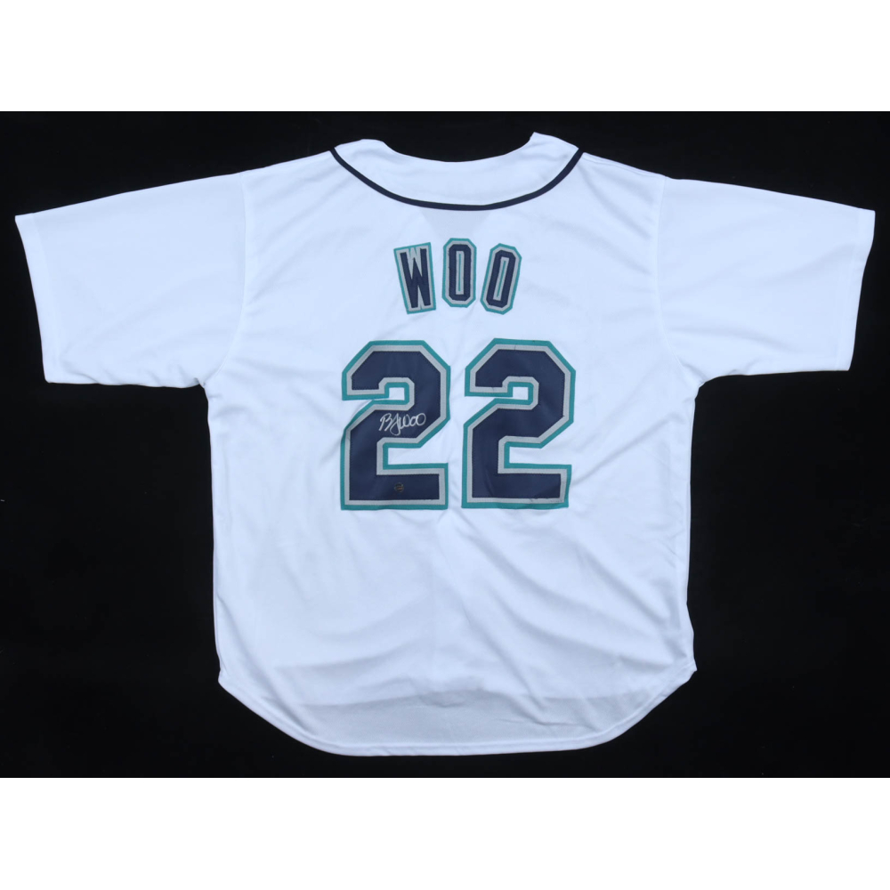 Bryan Woo Signed Jersey (Wilder Tag) at PristineAuction.com