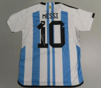 Lionel Messi Signed Jersey (Fanatics) at PristineAuction.com