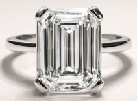 5.29 Carats Lab Grown Diamond Ring F, VS1 | $8,500 Estimated Retail Value (UGL & IGI Certs) | Emerald Cut | Brand New at PristineAuction.com