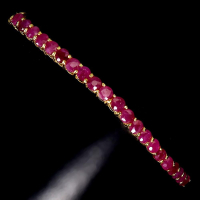3.25 Carats Natural Ruby Bracelet | $2,800 Estimated Retail Value (UGL Cert) | Brand New at PristineAuction.com