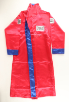 Julio Cesar Chavez Signed Everlast Boxing Robe (PSA) at PristineAuction.com