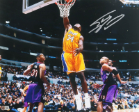 Shaquille O'Neal Signed Lakers 16x20 Photo (Beckett) at PristineAuction.com