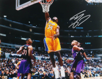 Shaquille O'Neal Signed Lakers 16x20 Photo (Beckett) at PristineAuction.com