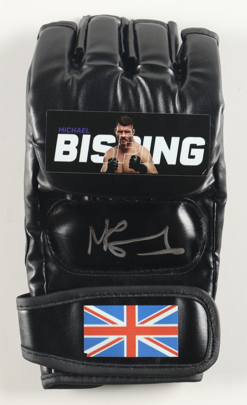 Michael Bisping Signed MMA Custom UK Glove (Beckett) at PristineAuction.com Michael Bisping Signed MMA Custom UK Glove (Beckett) at PristineAuction.com