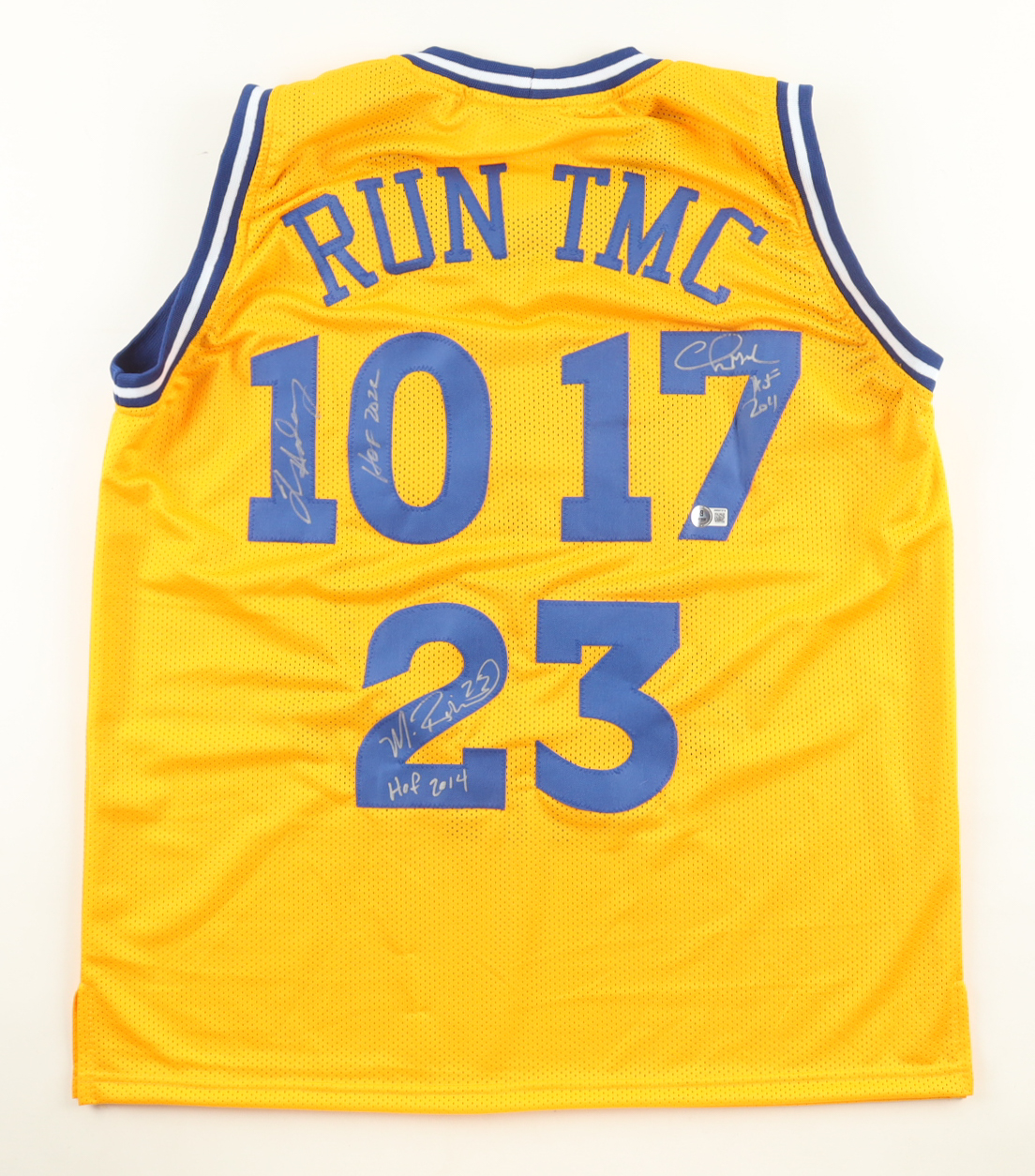 Tim Hardaway, Chris Mullin & Mitch Richmond Signed Jersey Inscribed "HOF 2022", "HOF 2011" & "HOF 2014" (Beckett) at PristineAuction.com Tim Hardaway, Chris Mullin & Mitch Richmond Signed Jersey Inscribed "HOF 2022", "HOF 2011" & "HOF 2014" (Beckett) at PristineAuction.com