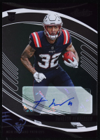TreVeyon Henderson 2025 Absolute Signatures #188 RC at PristineAuction.com
