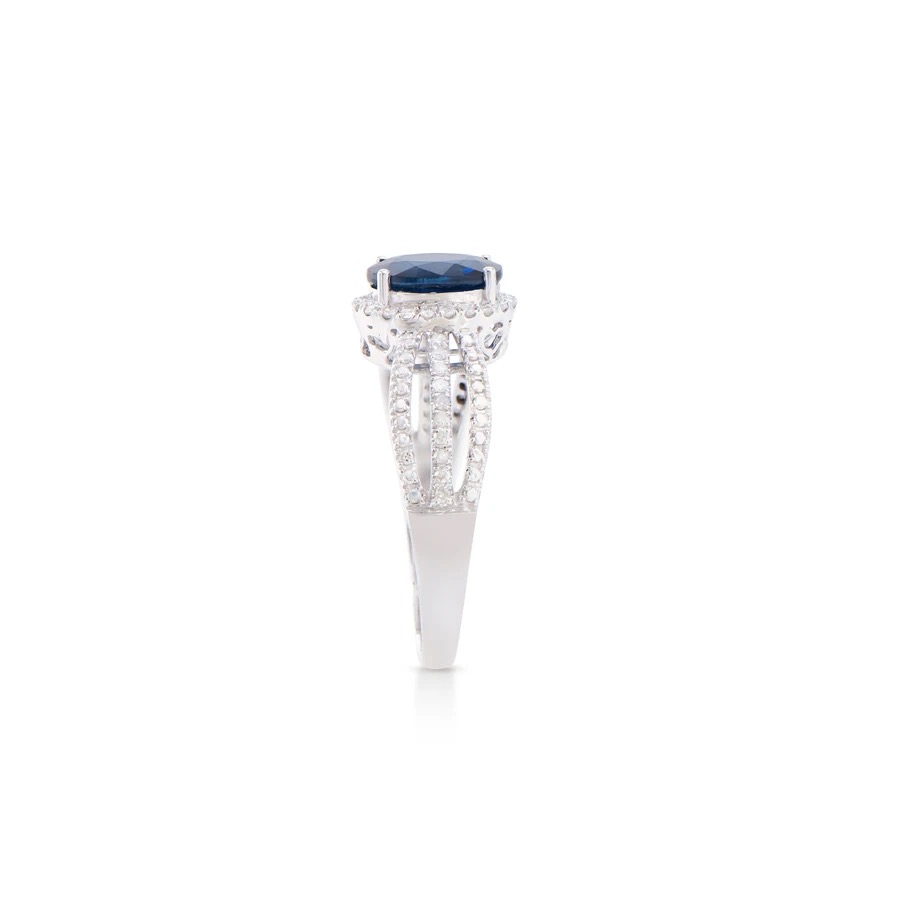 1.33 CTW Certified Diamonds & Blue Sapphire Designer Ring | Estimated Retail Value: $5,580 (IGI) at PristineAuction.com 1.33 CTW Certified Diamonds & Blue Sapphire Designer Ring | Estimated Retail Value: $5,580 (IGI) at PristineAuction.com
