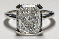 3.54 Carats Lab Grown Diamond Ring G, VVS2 | $6,200 Estimated Retail Value (UGL & IGI Certs) | Brand New at PristineAuction.com