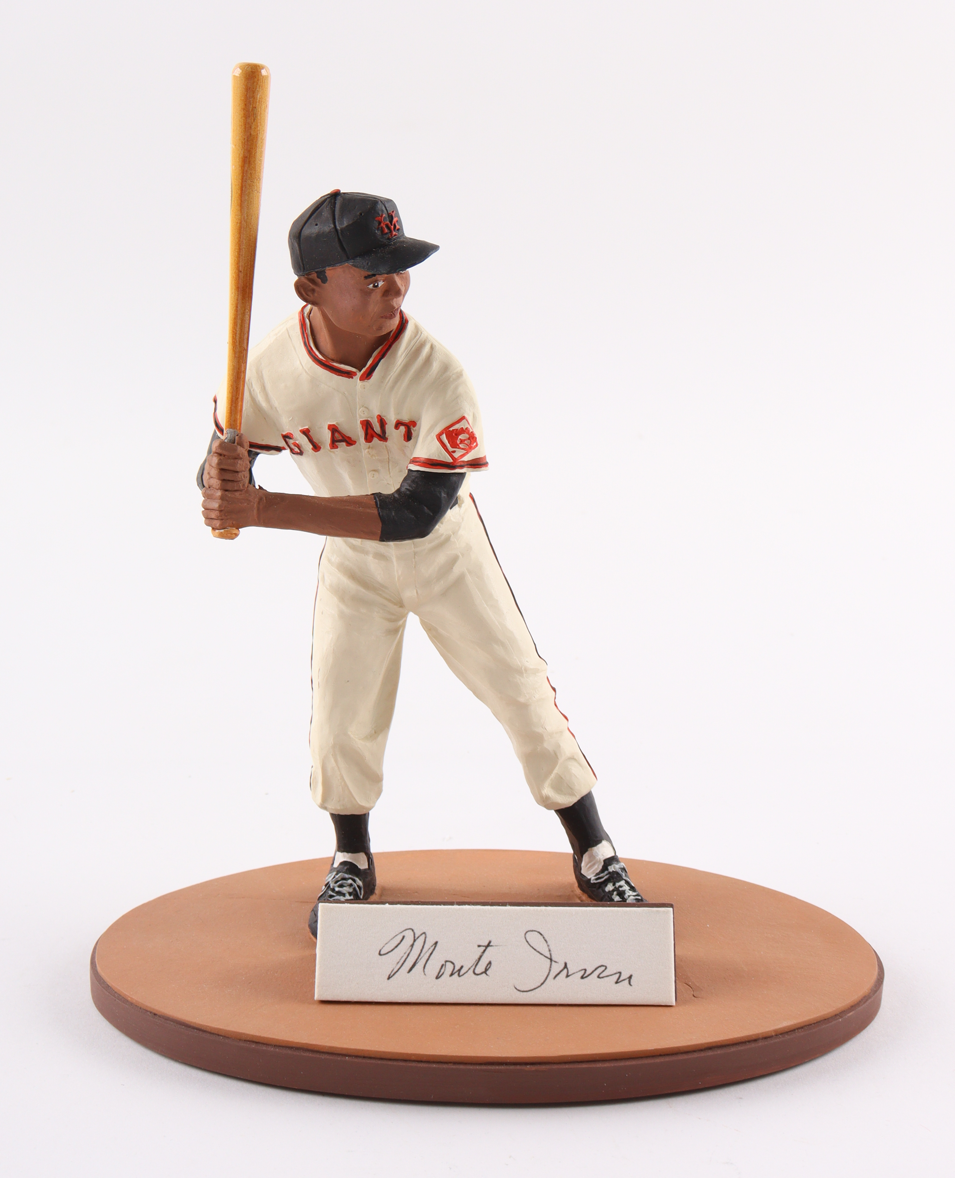 Monte Irvin Signed LE "Silk" Ceramic Figurine (Gartlan USA) at PristineAuction.com Monte Irvin Signed LE "Silk" Ceramic Figurine (Gartlan USA) at PristineAuction.com