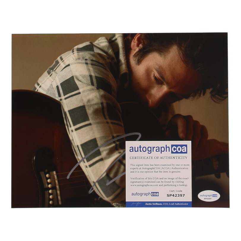 Jeremy Allen White Signed "Springsteen: Deliver Me from Nowhere" 8x10 Photo (AutographCOA) at PristineAuction.com Jeremy Allen White Signed "Springsteen: Deliver Me from Nowhere" 8x10 Photo (AutographCOA) at PristineAuction.com
