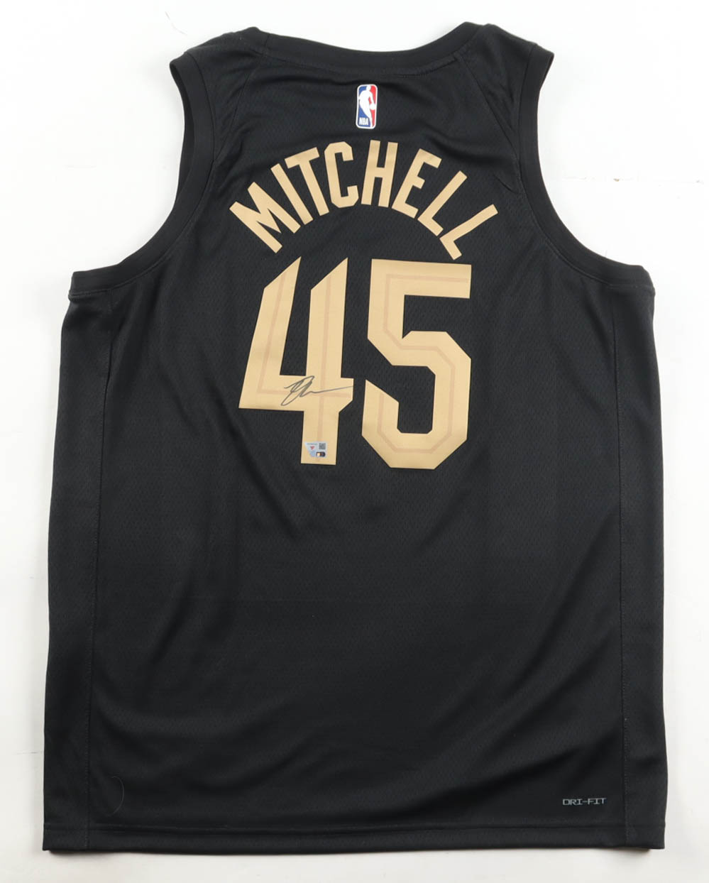 Donovan Mitchell Signed Cavaliers Jordan Authentic Jersey (Fanatics) at PristineAuction.com Donovan Mitchell Signed Cavaliers Jordan Authentic Jersey (Fanatics) at PristineAuction.com