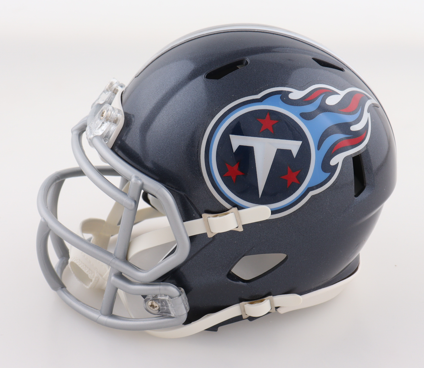 Vince Young Signed Titans Speed Mini Helmet (JSA & PIA) at PristineAuction.com Vince Young Signed Titans Speed Mini Helmet (JSA & PIA) at PristineAuction.com