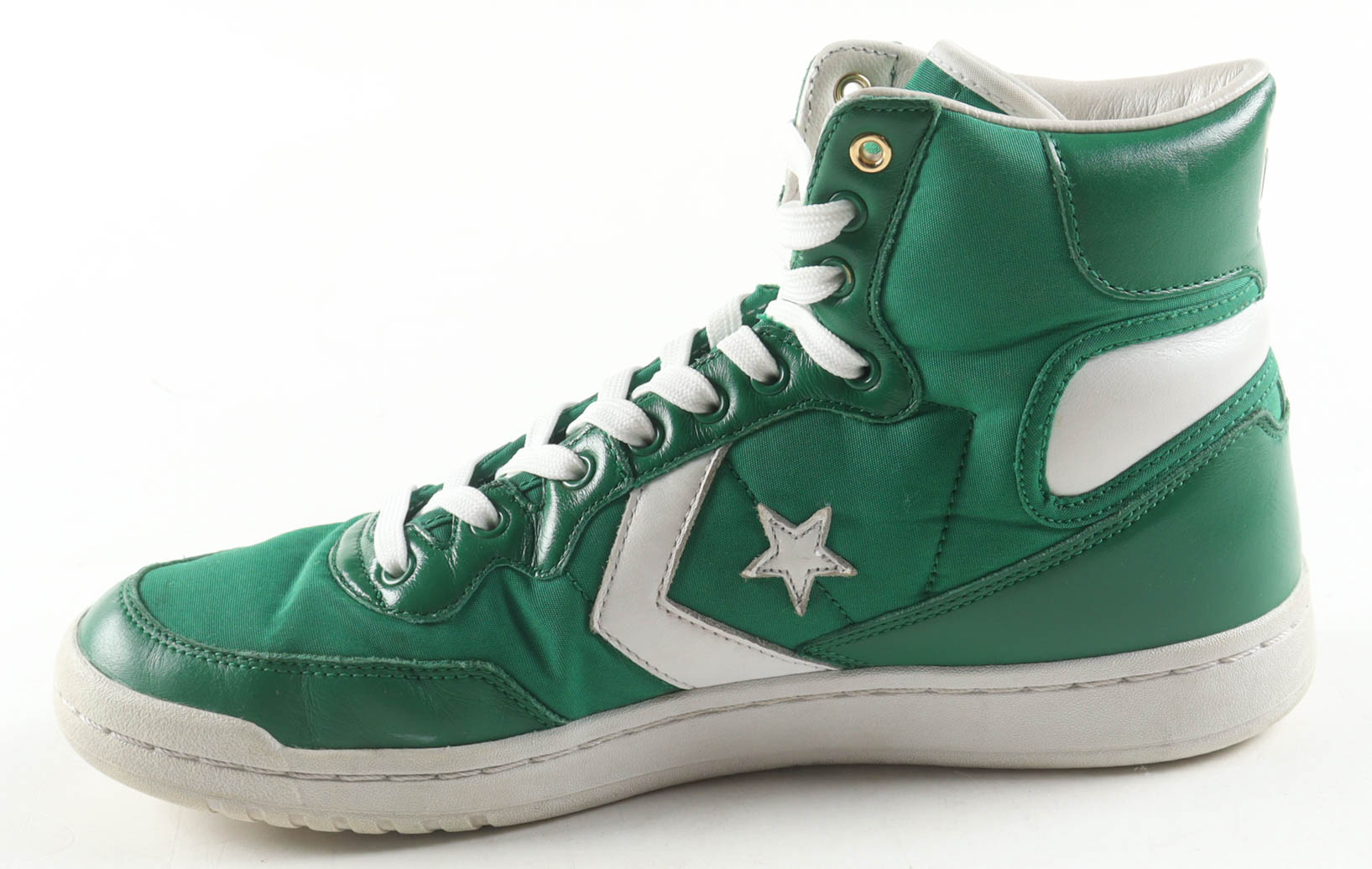 Larry Bird Signed Converse Special Edition 1984 Boston Celtics Championships Retired Shoe (PSA) at PristineAuction.com Larry Bird Signed Converse Special Edition 1984 Boston Celtics Championships Retired Shoe (PSA) at PristineAuction.com