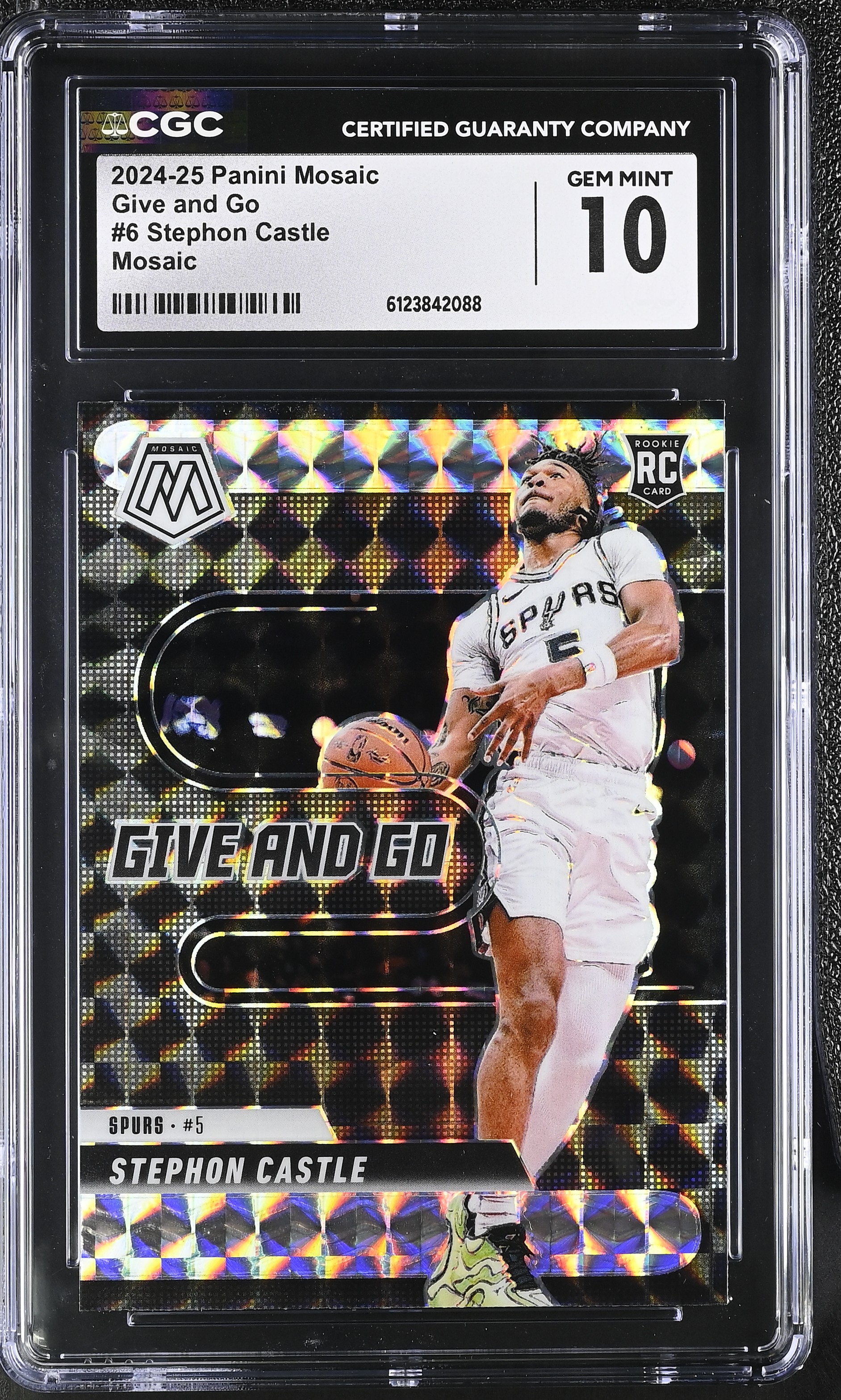 Stephon Castle 2024-25 Panini Mosaic Give And Go Mosaic #6 RC (CGC 10) at PristineAuction.com Stephon Castle 2024-25 Panini Mosaic Give And Go Mosaic #6 RC (CGC 10) at PristineAuction.com