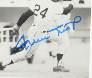 Willie Mays Signed Giants Custom Framed Photo with Hall of Fame "The Catch" Vintage Pin & Career Stat Plaque (JSA) at PristineAuction.com Willie Mays Signed Giants Custom Framed Photo with Hall of Fame "The Catch" Vintage Pin & Career Stat Plaque (JSA) at PristineAuction.com