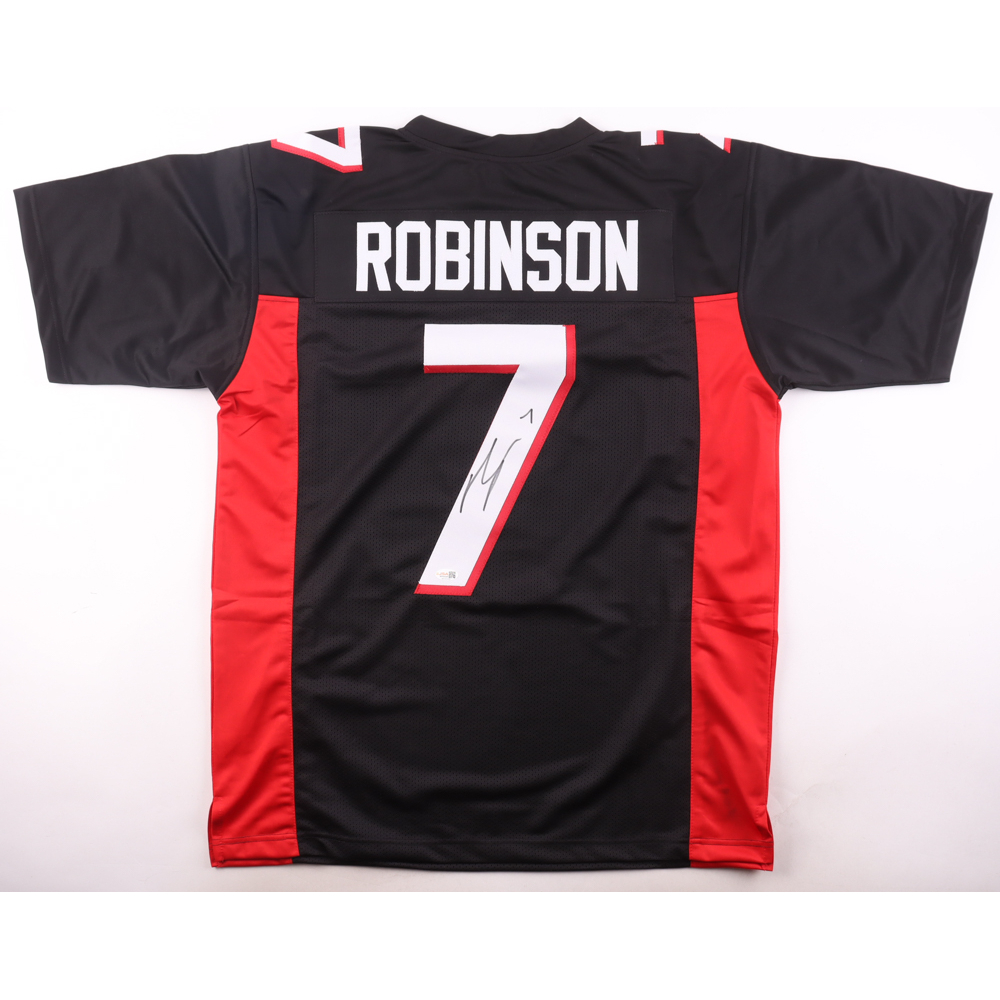 Bijan Robinson Signed Jersey (JSA) at PristineAuction.com