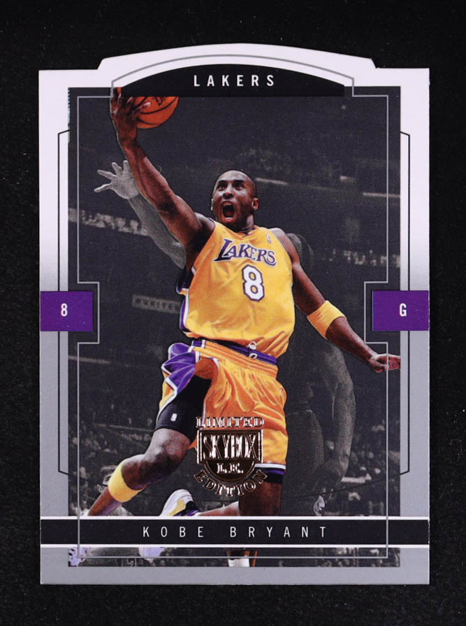 Kobe Bryant 2003-04 SkyBox LE #88 at PristineAuction.com Kobe Bryant 2003-04 SkyBox LE #88 at PristineAuction.com