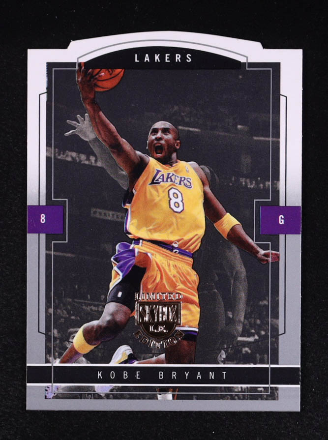 Kobe Bryant 2003-04 SkyBox LE #88 at PristineAuction.com Kobe Bryant 2003-04 SkyBox LE #88 at PristineAuction.com