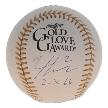 Nico Hoerner Signed Official old Glove Award Logo Baseball Inscribed "2x GG" (SWAU) at PristineAuction.com Nico Hoerner Signed Official old Glove Award Logo Baseball Inscribed "2x GG" (SWAU) at PristineAuction.com