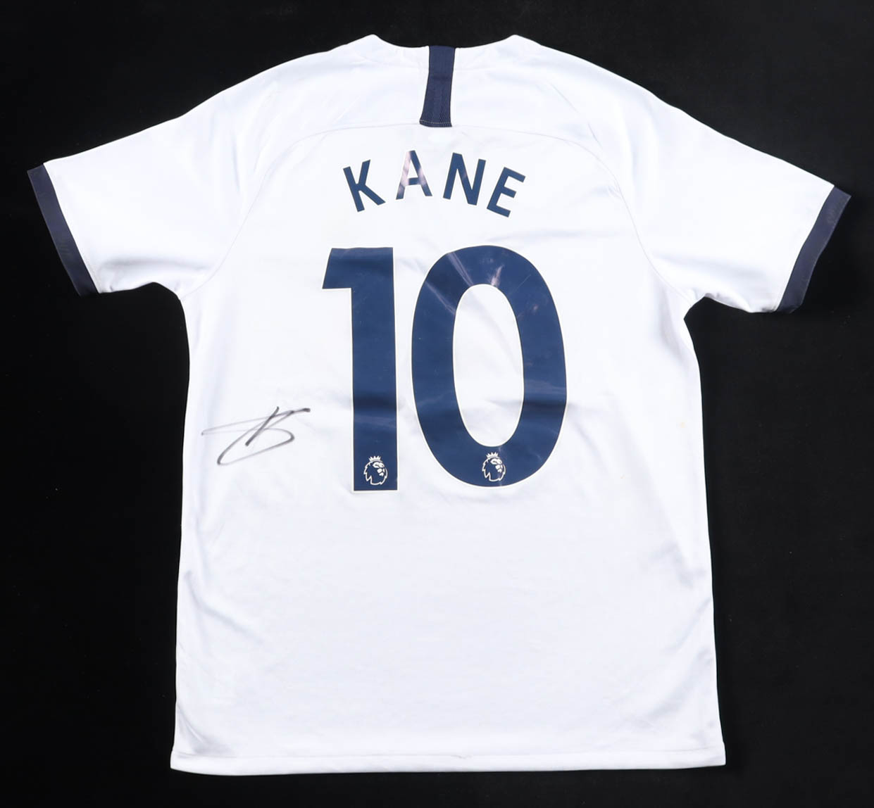 Harry Kane Signed Tottenham Hotspur F.C. Nike Authentic Jersey (JSA) at PristineAuction.com Harry Kane Signed Tottenham Hotspur F.C. Nike Authentic Jersey (JSA) at PristineAuction.com