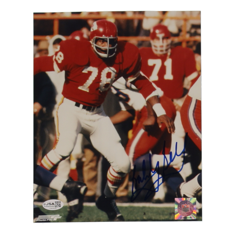 Bobby Bell Signed Chiefs 8x10 Photo (JSA) at PristineAuction.com