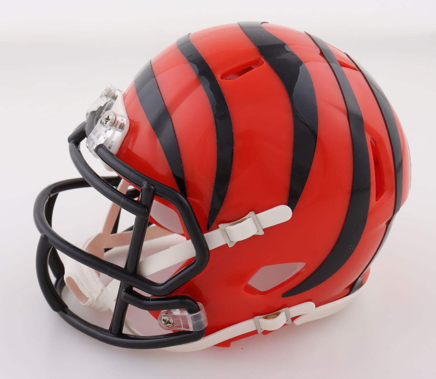 Peter Warrick Signed Bengals Speed Mini Helmet (JSA) at PristineAuction.com Peter Warrick Signed Bengals Speed Mini Helmet (JSA) at PristineAuction.com