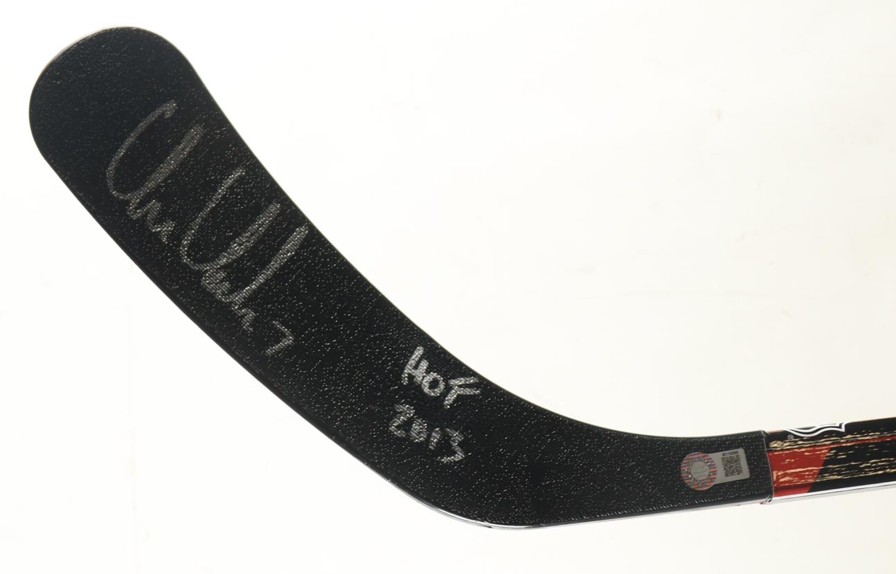 Chris Chelios Signed Blackhawks Hockey Stick Inscribed "HOF 2013" (Schwartz) at PristineAuction.com Chris Chelios Signed Blackhawks Hockey Stick Inscribed "HOF 2013" (Schwartz) at PristineAuction.com