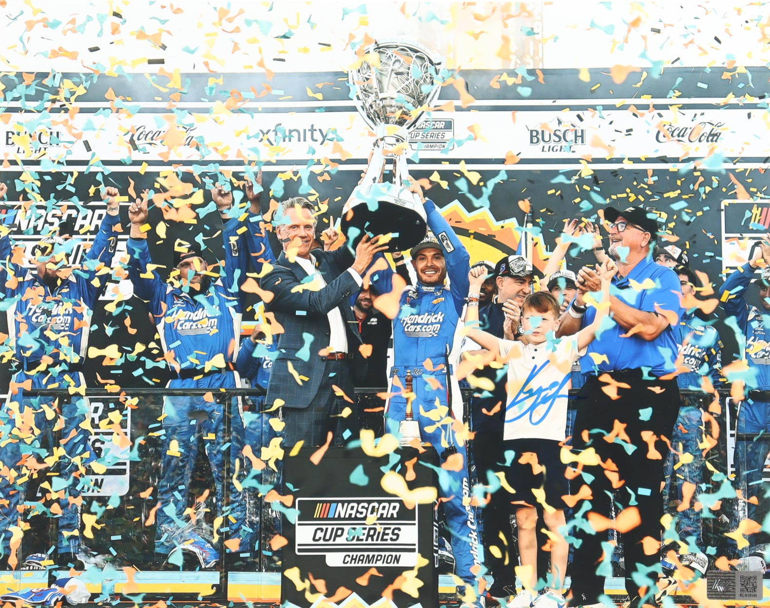 Kyle Larson Signed Nascar 2025 Championship 11x14 Photo (Larson COA) at PristineAuction.com Kyle Larson Signed Nascar 2025 Championship 11x14 Photo (Larson COA) at PristineAuction.com