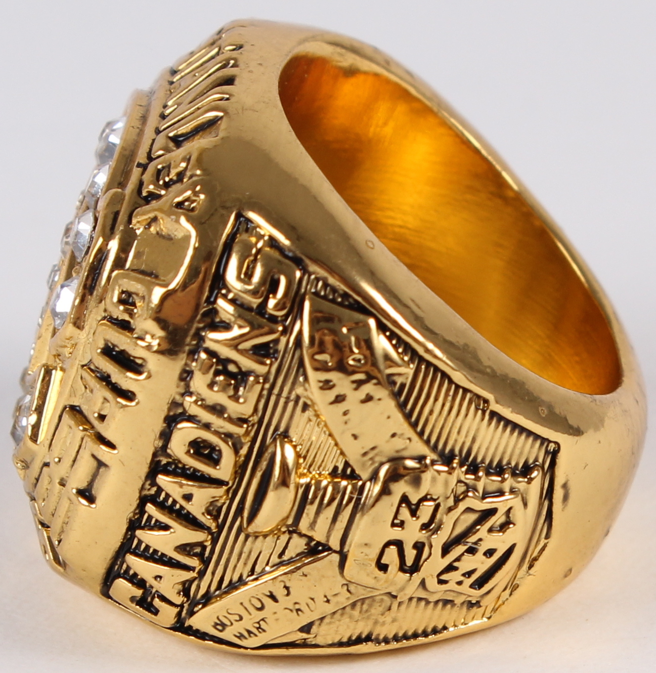 Patrick Roy Montreal Canadiens High Quality Replica 1986 Stanley Cup Championship Ring at PristineAuction.com Patrick Roy Montreal Canadiens High Quality Replica 1986 Stanley Cup Championship Ring at PristineAuction.com