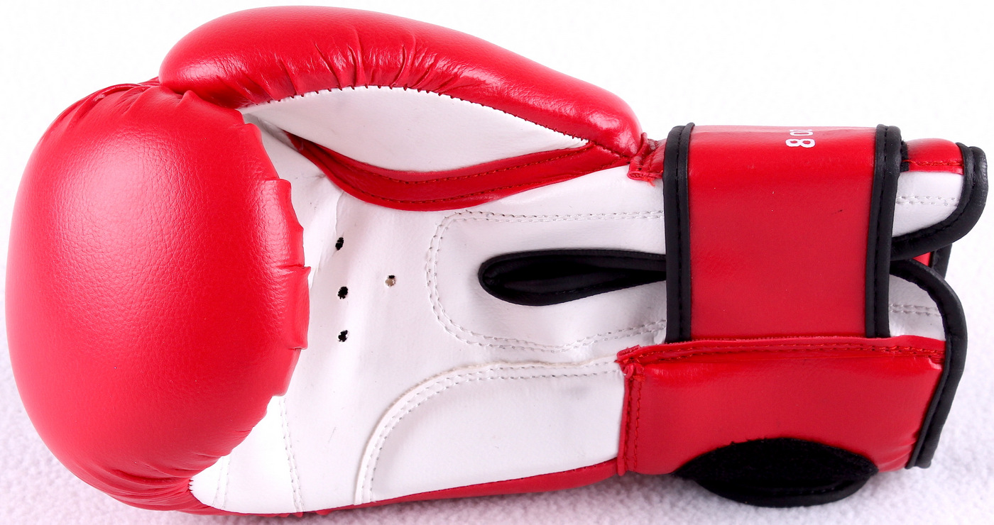 Manny Pacquiao Signed Boxing Glove Inscribed "Pacman" (Pacquiao COA) at PristineAuction.com Manny Pacquiao Signed Boxing Glove Inscribed "Pacman" (Pacquiao COA) at PristineAuction.com