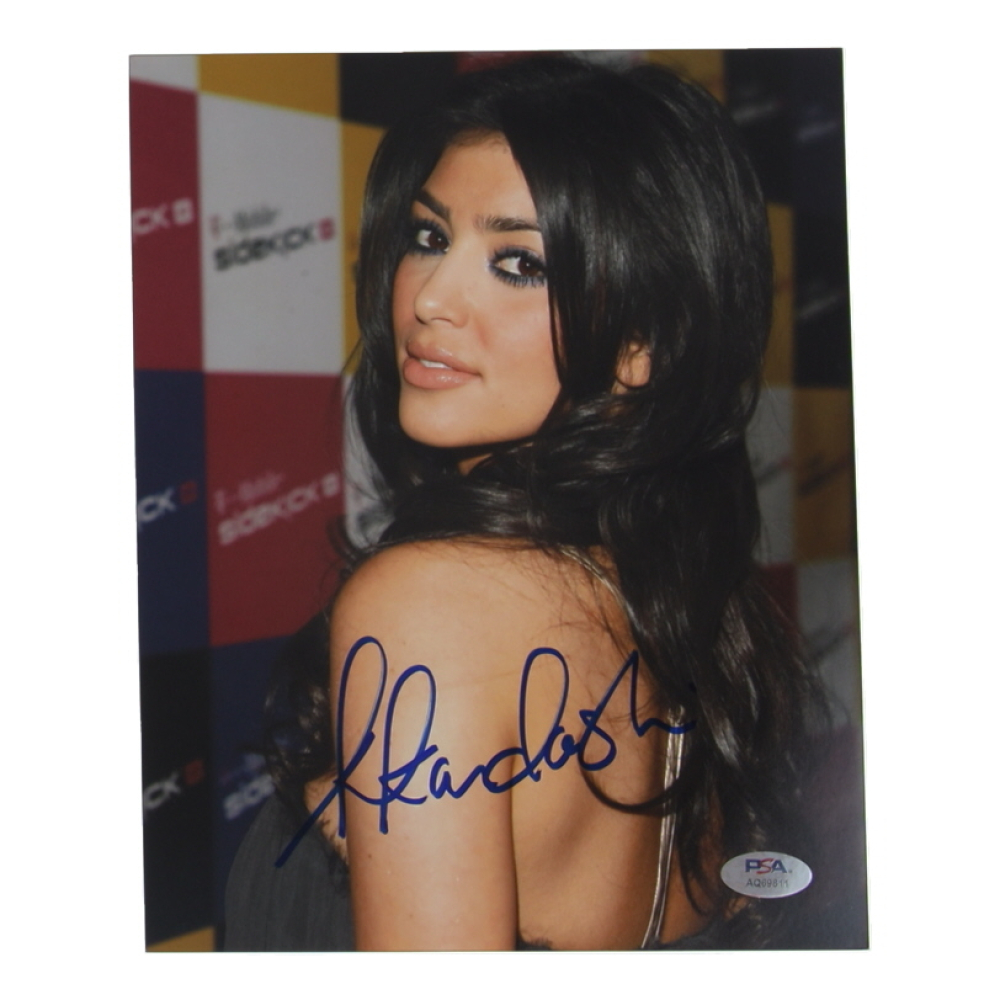 Kim Kardashian Signed 8x10 Photo (PSA) | Pristine Auction
