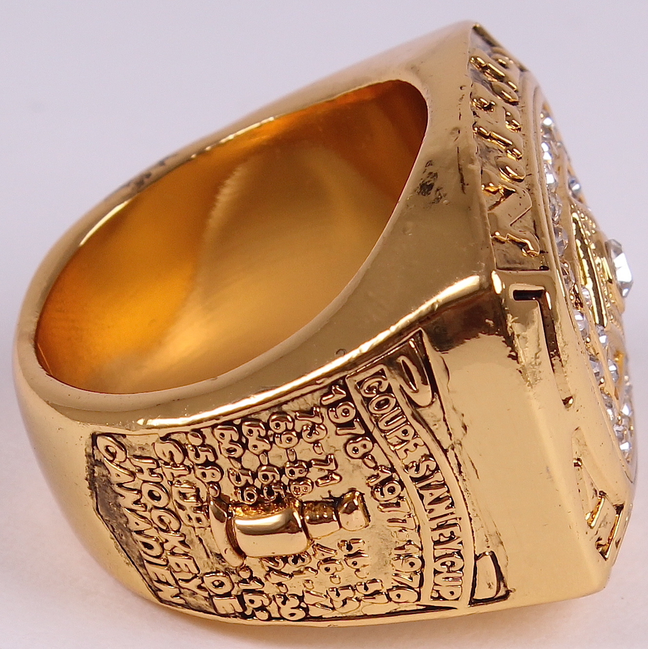 Yvan Cournoyer Montreal Canadiens High Quality Replica 1978 Stanley Cup Championship Ring at PristineAuction.com Yvan Cournoyer Montreal Canadiens High Quality Replica 1978 Stanley Cup Championship Ring at PristineAuction.com