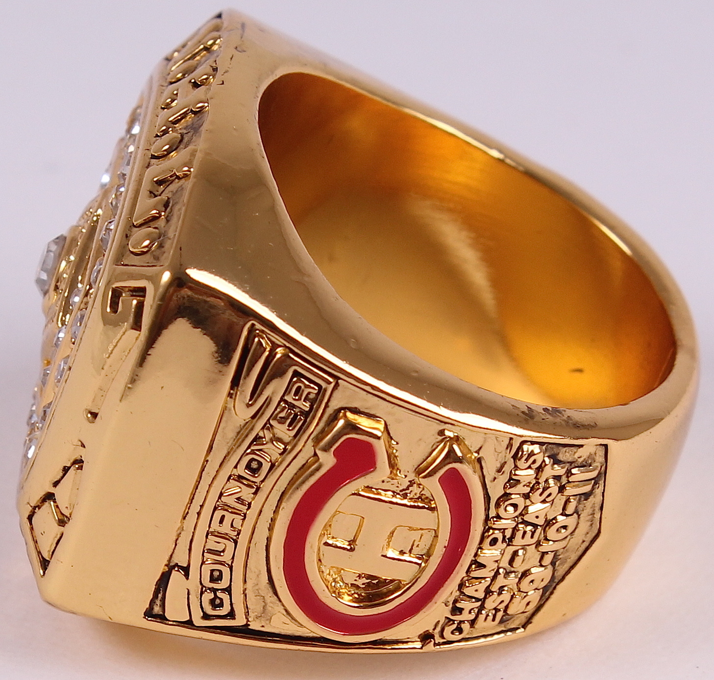 Yvan Cournoyer Montreal Canadiens High Quality Replica 1978 Stanley Cup Championship Ring at PristineAuction.com Yvan Cournoyer Montreal Canadiens High Quality Replica 1978 Stanley Cup Championship Ring at PristineAuction.com