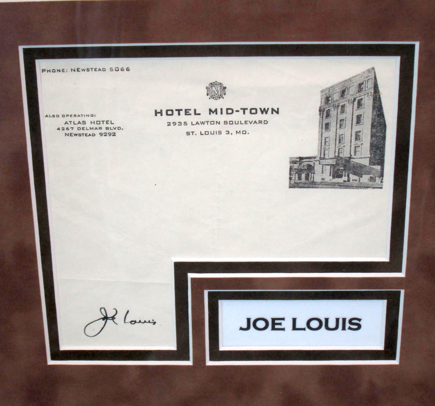 Joe Louis Signed 15x23 Custom Framed Display (JSA LOA) at PristineAuction.com Joe Louis Signed 15x23 Custom Framed Display (JSA LOA) at PristineAuction.com