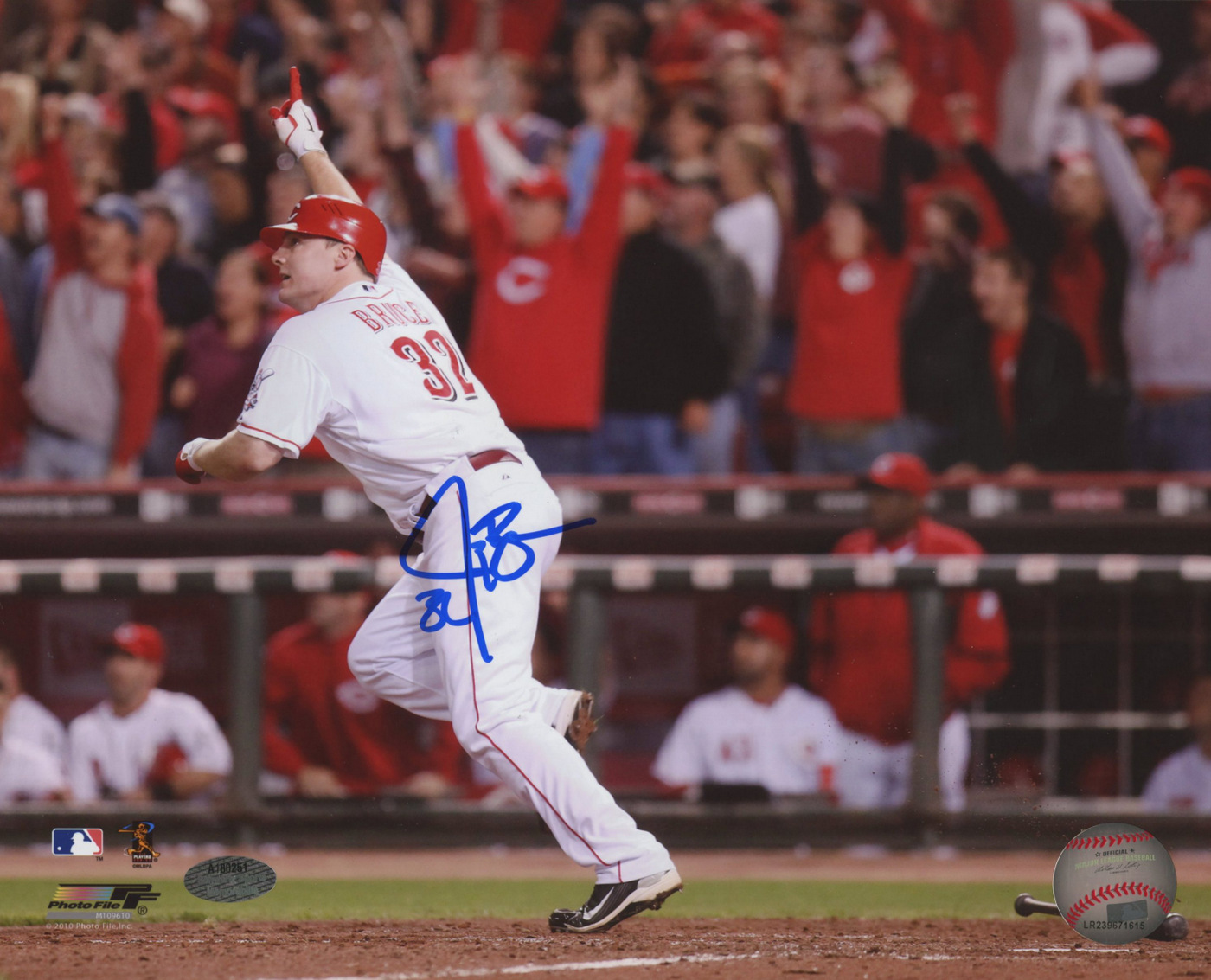 Jay Bruce Signed Reds 8x10 Photo (Schwartz COA) at PristineAuction.com Jay Bruce Signed Reds 8x10 Photo (Schwartz COA) at PristineAuction.com