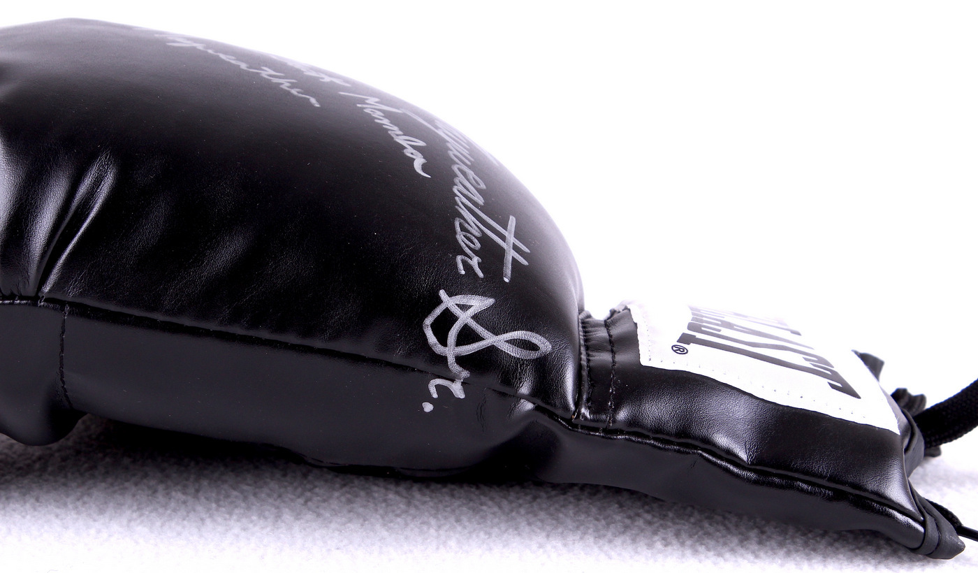 Floyd Mayweather Sr, Roger "Black Mamba" Mayweather, & Jeff "Jazzy" Mayweather Signed Black Everlast Boxing Glove (JSA COA) at PristineAuction.com Floyd Mayweather Sr, Roger "Black Mamba" Mayweather, & Jeff "Jazzy" Mayweather Signed Black Everlast Boxing Glove (JSA COA) at PristineAuction.com