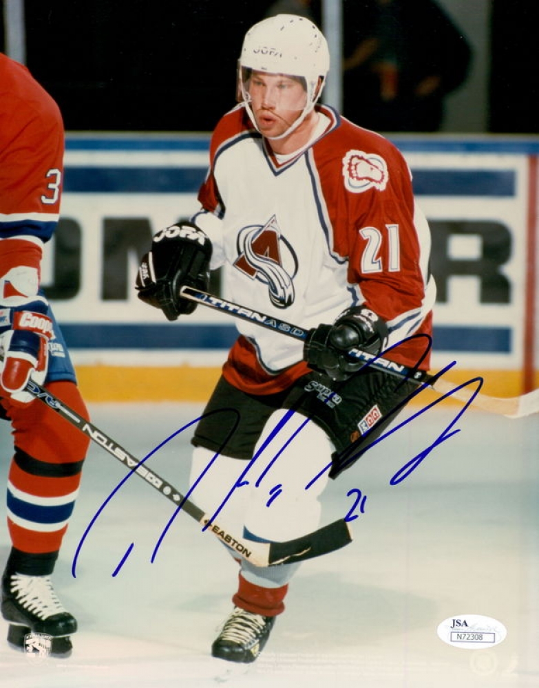 Peter Forsberg Signed Avalanche 8x10 Photo (JSA COA) Pristine Auction