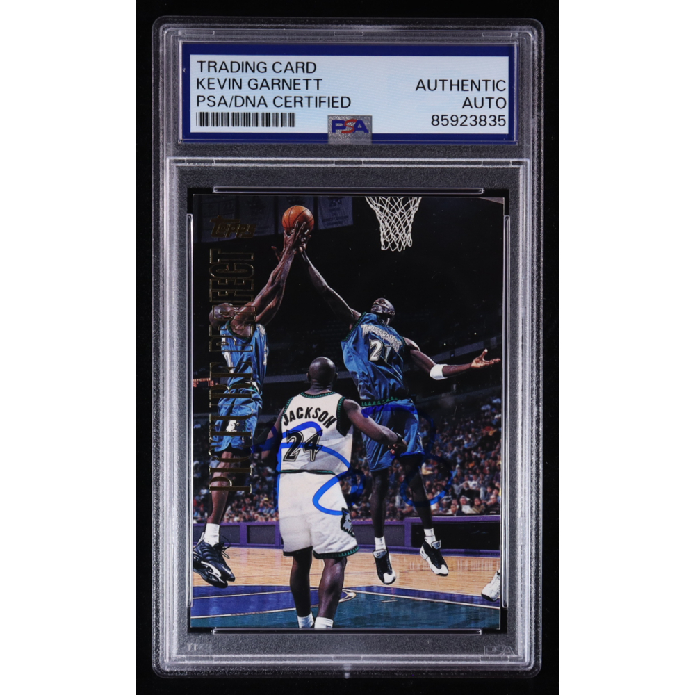 Kevin Garnett Signed 1999-00 Topps Picture Perfect #PIC8 (PSA