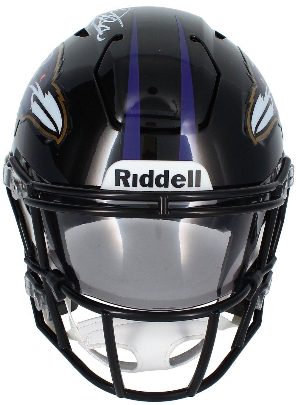 Raven High Resolution Derrick Henry Signed Ravens Mid-Size Speedflex Helmet (Beckett ...