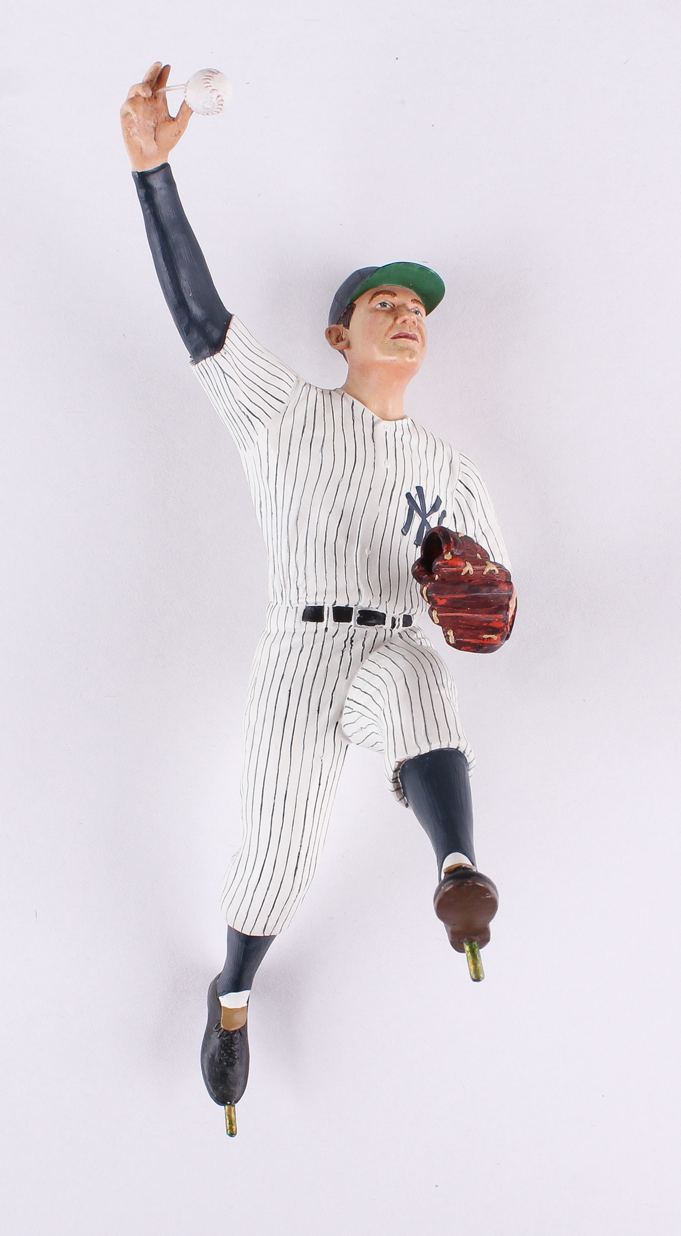 Whitey Ford Yankees 8" Figurine by The Danbury Mint at PristineAuction.com Whitey Ford Yankees 8" Figurine by The Danbury Mint at PristineAuction.com