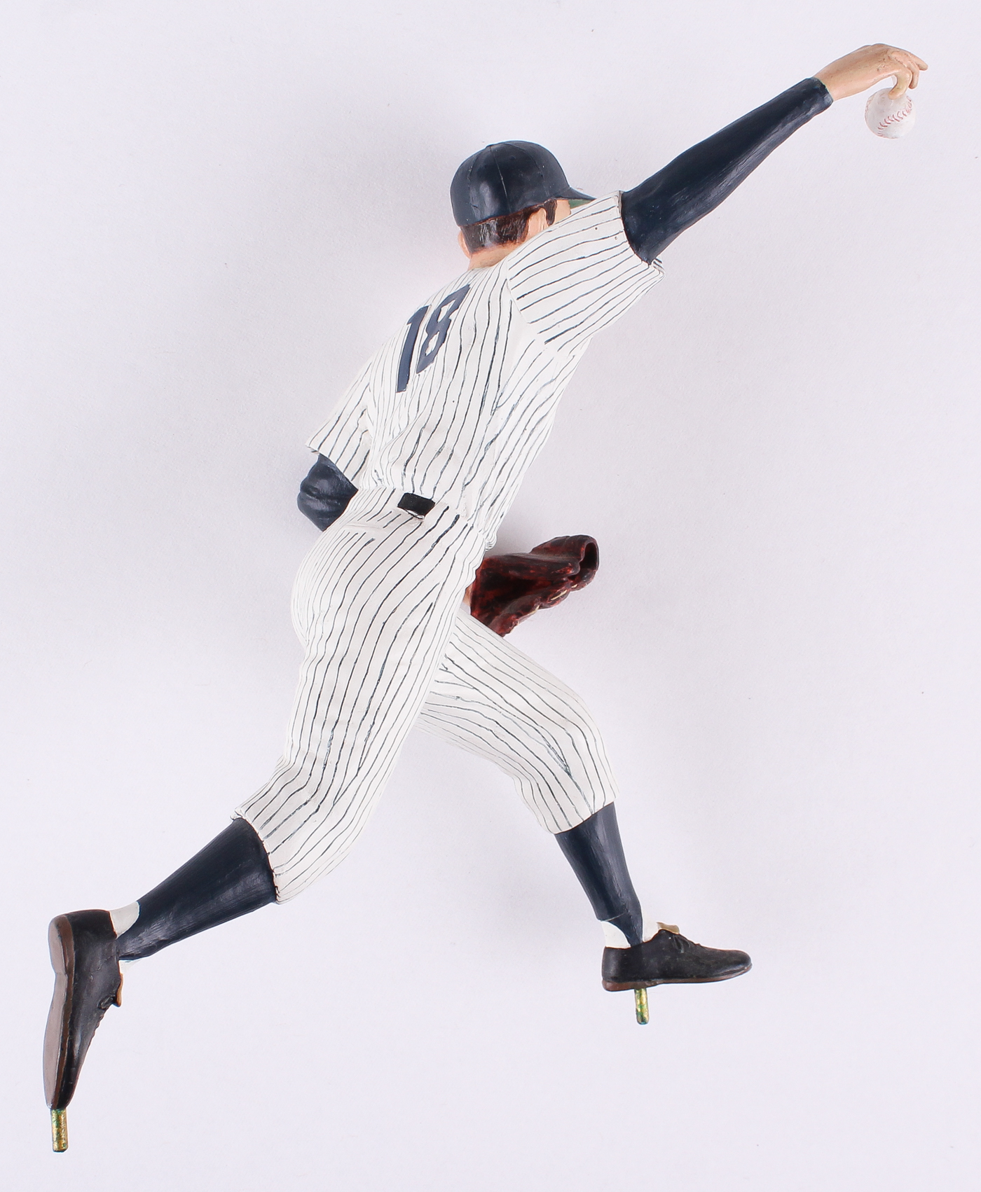 Whitey Ford Yankees 8" Figurine by The Danbury Mint at PristineAuction.com Whitey Ford Yankees 8" Figurine by The Danbury Mint at PristineAuction.com