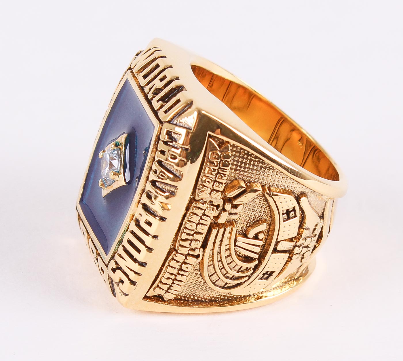 Tom Seaver Mets High Quality Replica 1969 World Series Championship Ring at PristineAuction.com Tom Seaver Mets High Quality Replica 1969 World Series Championship Ring at PristineAuction.com