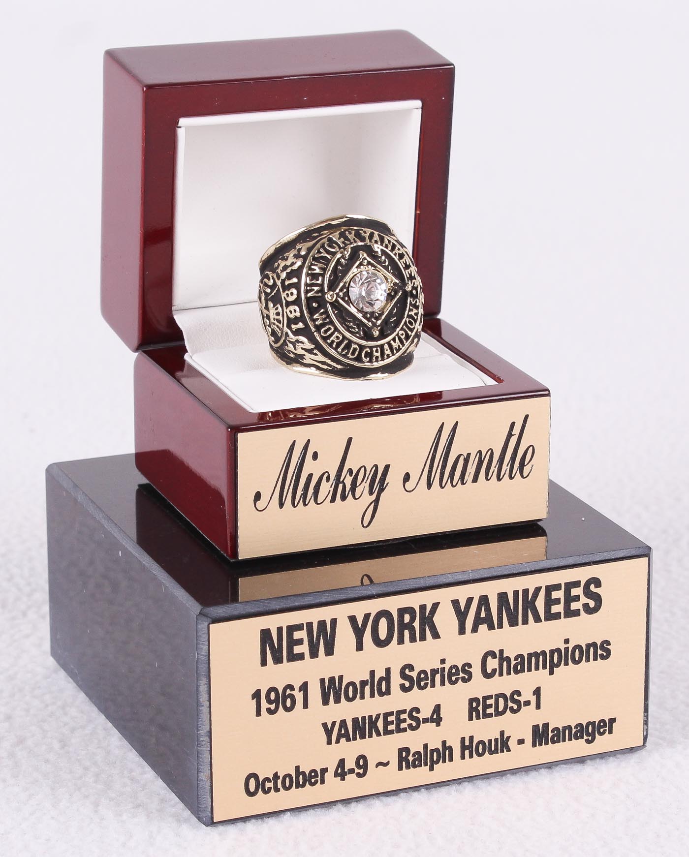 Mickey Mantle Yankees High Quality Replica 1961 World Series Championship Ring With custom engraved display case. at PristineAuction.com Mickey Mantle Yankees High Quality Replica 1961 World Series Championship Ring With custom engraved display case. at PristineAuction.com