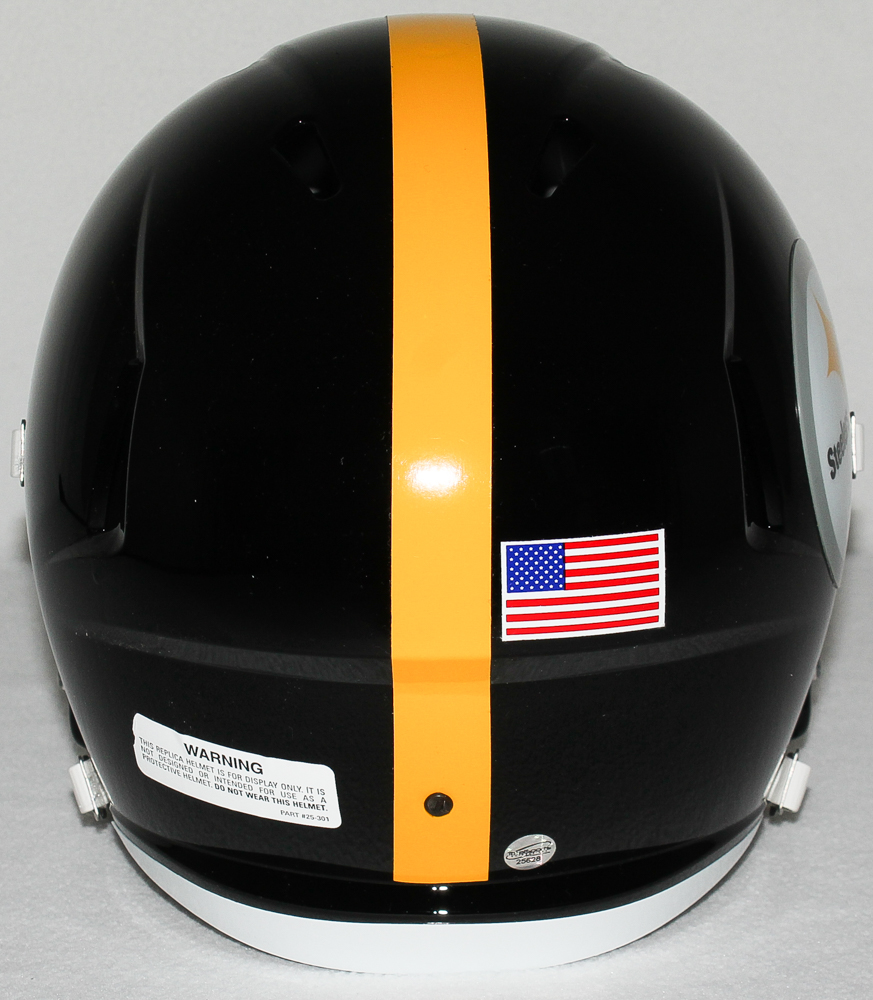 Le'Veon Bell Signed Steelers Full-Size Speed Helmet With Visor (TSE) at PristineAuction.com Le'Veon Bell Signed Steelers Full-Size Speed Helmet With Visor (TSE) at PristineAuction.com