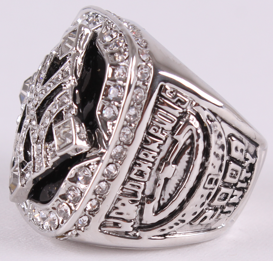 Derek Jeter Yankees High Quality Replica 2008 World Series Championship Ring at PristineAuction.com Derek Jeter Yankees High Quality Replica 2008 World Series Championship Ring at PristineAuction.com