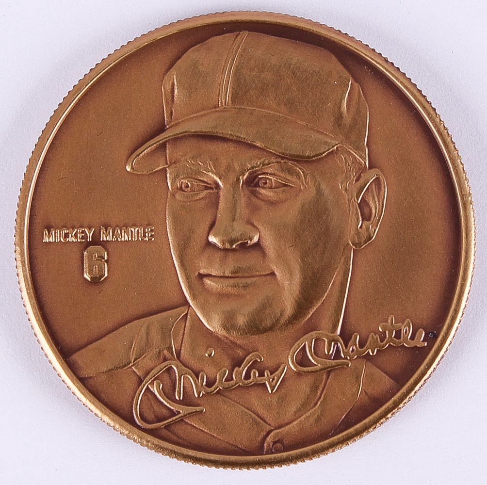 Mickey Mantle Yankees Limited Edition Commemorative Coin in Case with Motion Card (Highland Mint COA) at PristineAuction.com Mickey Mantle Yankees Limited Edition Commemorative Coin in Case with Motion Card (Highland Mint COA) at PristineAuction.com
