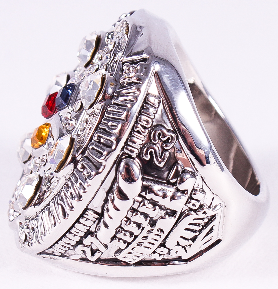 Ben Roethlisberger Pittsburgh Steelers High Quality Replica 2008 Super Bowl XLIII Championship Ring at PristineAuction.com Ben Roethlisberger Pittsburgh Steelers High Quality Replica 2008 Super Bowl XLIII Championship Ring at PristineAuction.com
