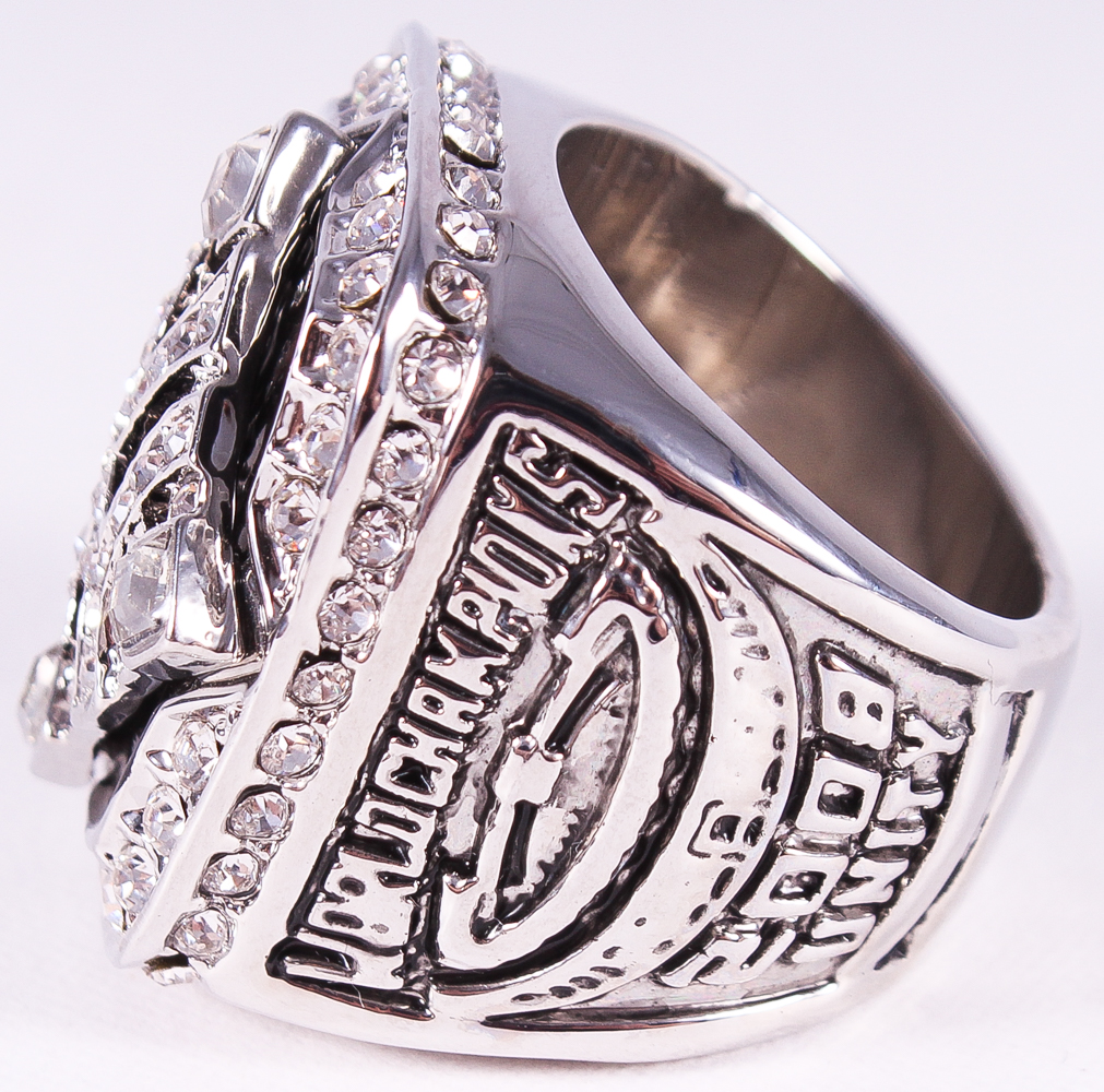 Derek Jeter Yankees High Quality Replica 2008 World Series Championship Ring at PristineAuction.com Derek Jeter Yankees High Quality Replica 2008 World Series Championship Ring at PristineAuction.com