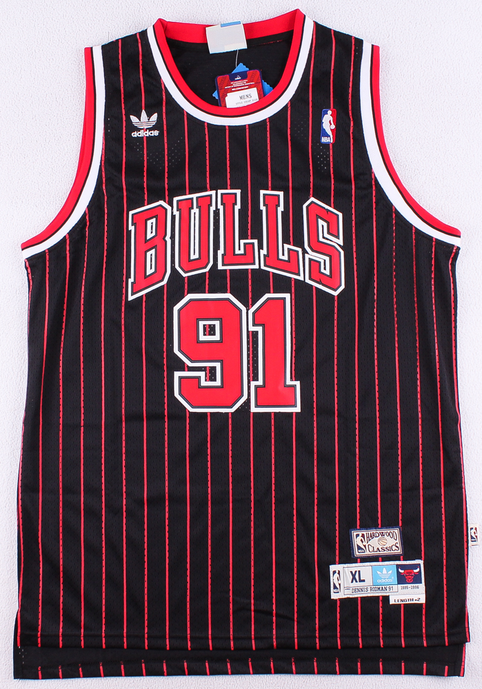 Dennis Rodman Signed Bulls Jersey (PSA COA) at PristineAuction.com Dennis Rodman Signed Bulls Jersey (PSA COA) at PristineAuction.com